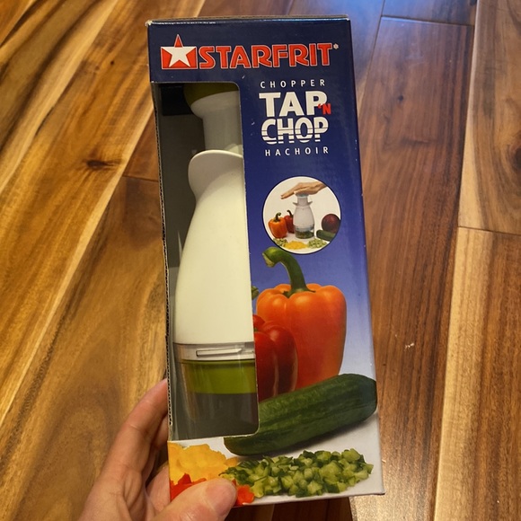 New in Box Starfrit Chopper. Great for Veggies! Already Have One Used Regularly - Picture 2 of 3